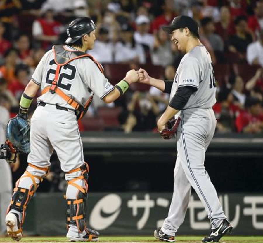 菅野15勝目、大一番で快投 「しびれる試合、投げて幸せ」 | 高知新聞