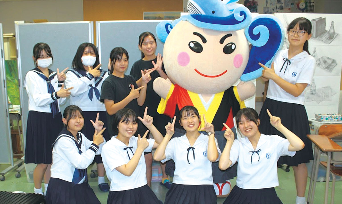 秋だ!高校文化部が集結「高文祭」 11/12~17高知市 5高校新聞部が活動を取材 | 高知新聞