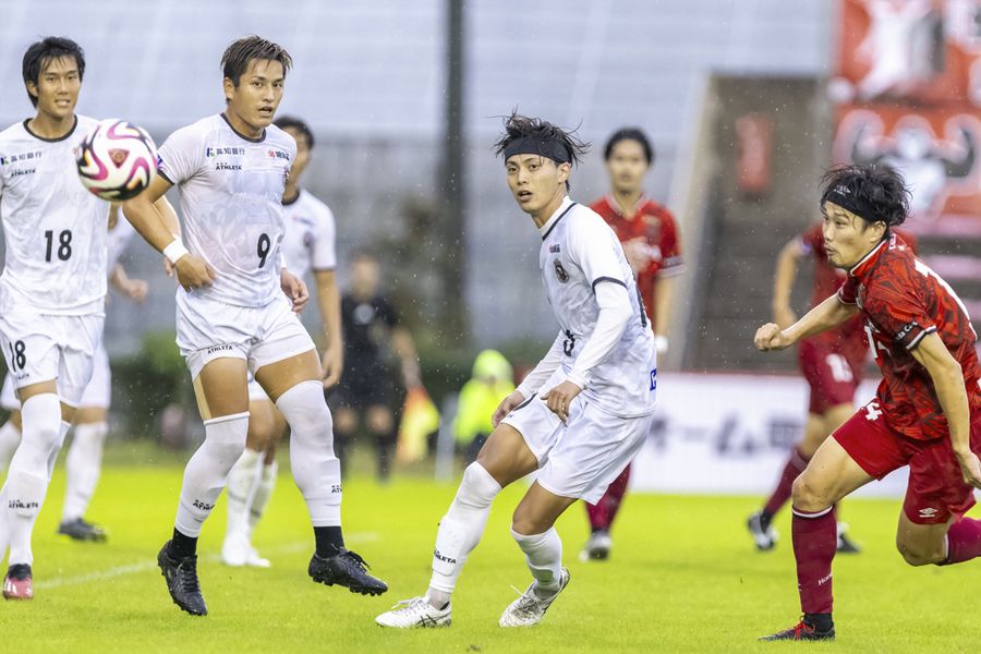 前節、６戦ぶりの勝ち点３をつかんだ高知Ｕイレブン。「ＪＦＬの門番」ホンダＦＣを下した勢いでＪ３昇格へラストスパートをかけたい（２日、静岡県ホンダ都田サッカー場＝ホンダＦＣ提供）