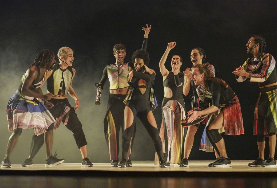 「カルカサ」の一場面