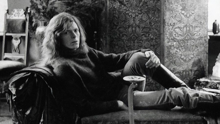 (C)SHORELINE ENTERTAINMENT