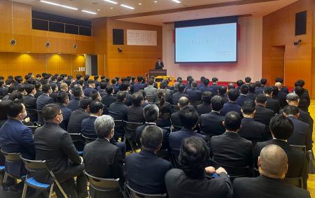 静岡本部長が警察官に講義 袴田さん捜査検証踏まえ | 高知新聞