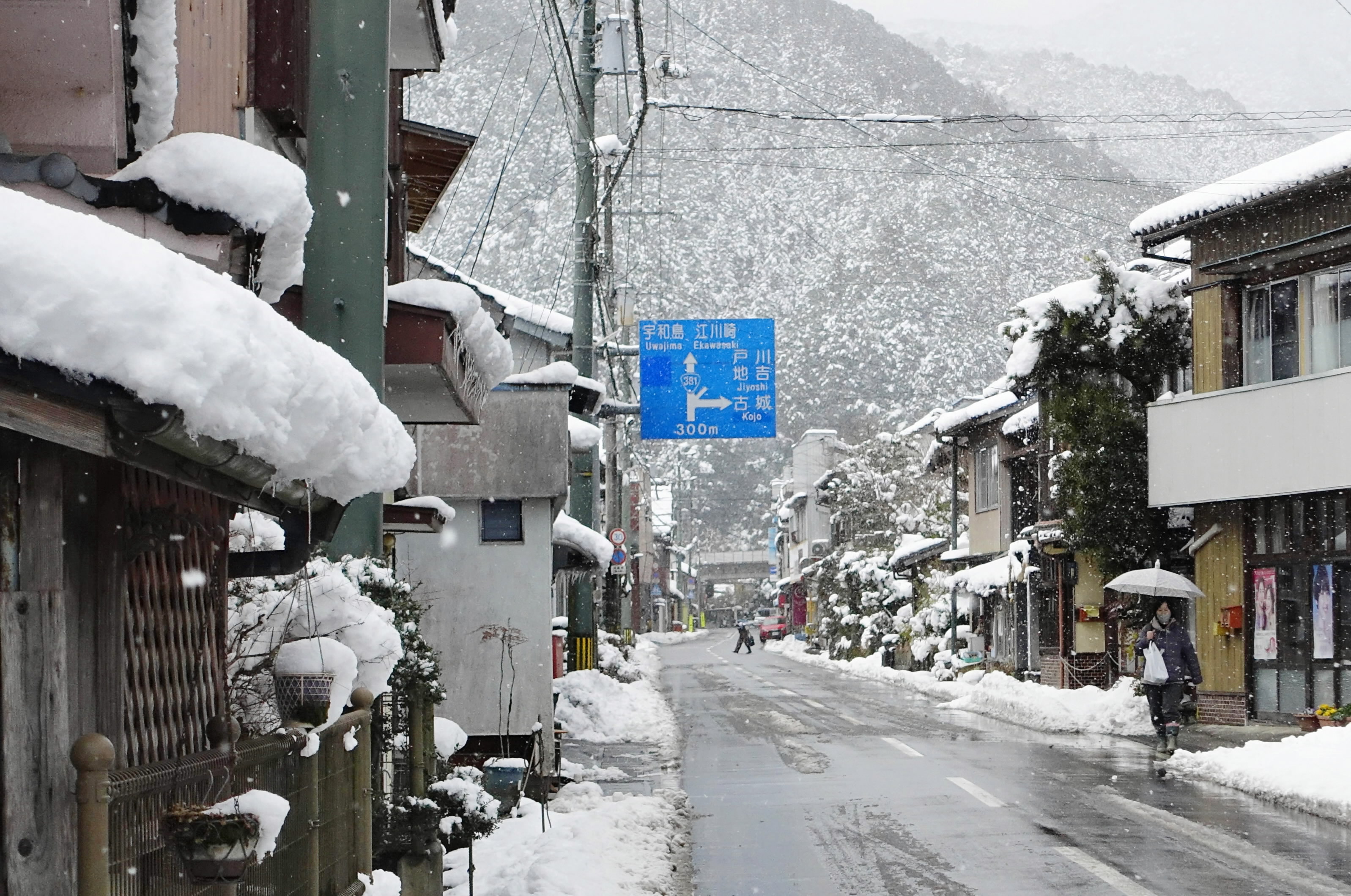 高知県内で大雪、2／8にかけ中西部さらに 路面凍結など注意継続を