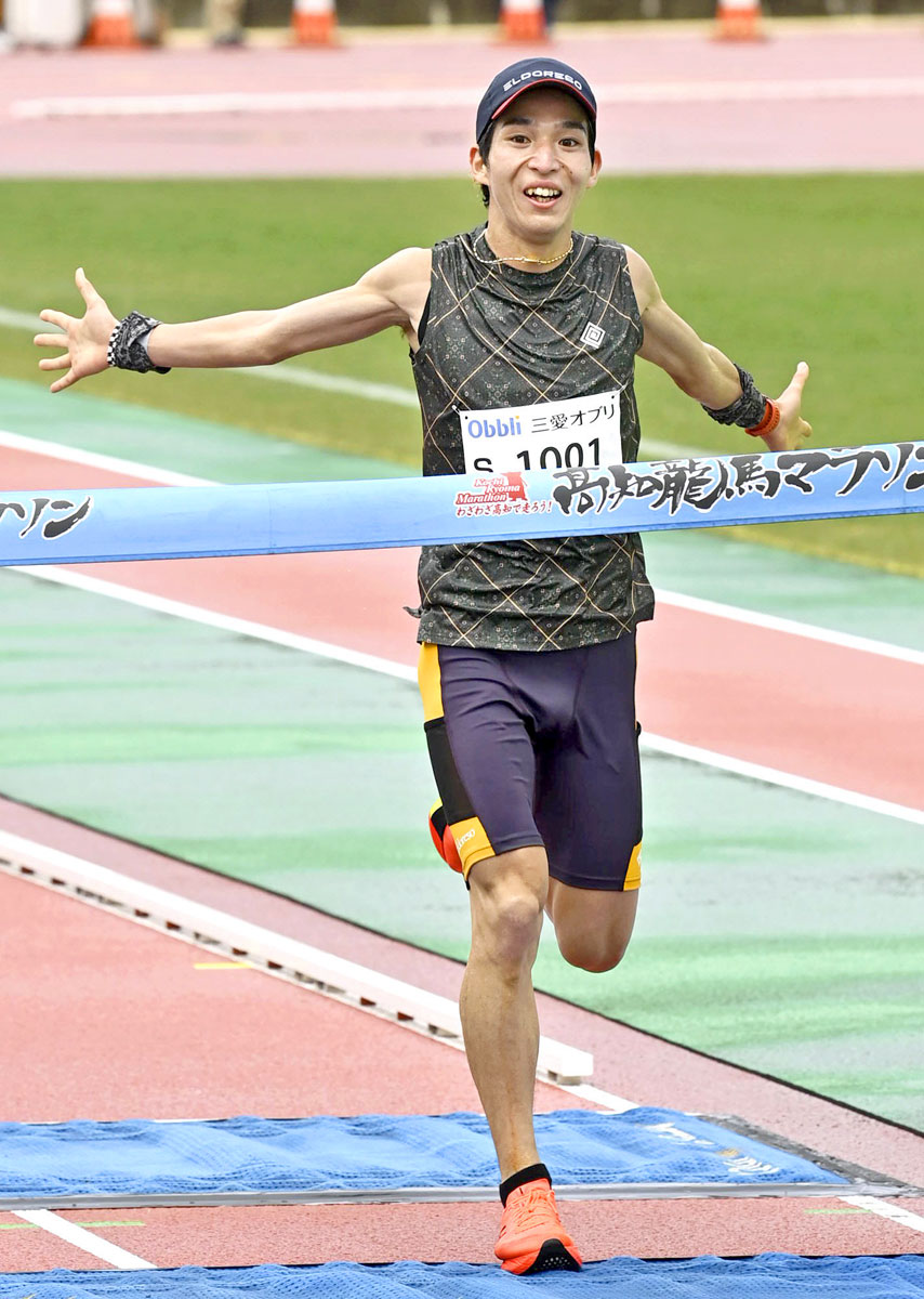 100キロ王者の山口純平（東京） 激闘制す―高知龍馬マラソン2025