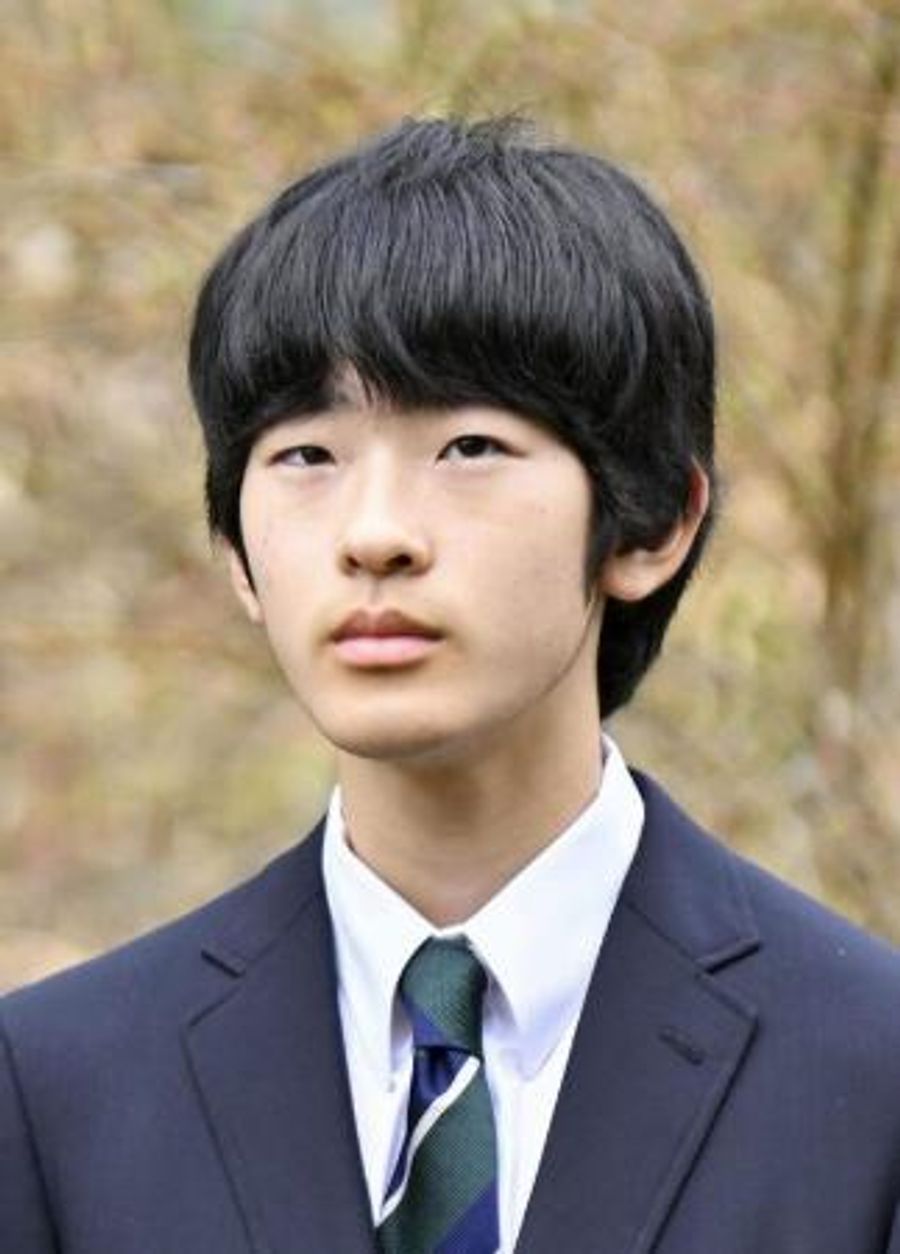 悠仁さまの成年式、9月6日に 男性皇族の慣例、40年ぶり | 高知新聞 