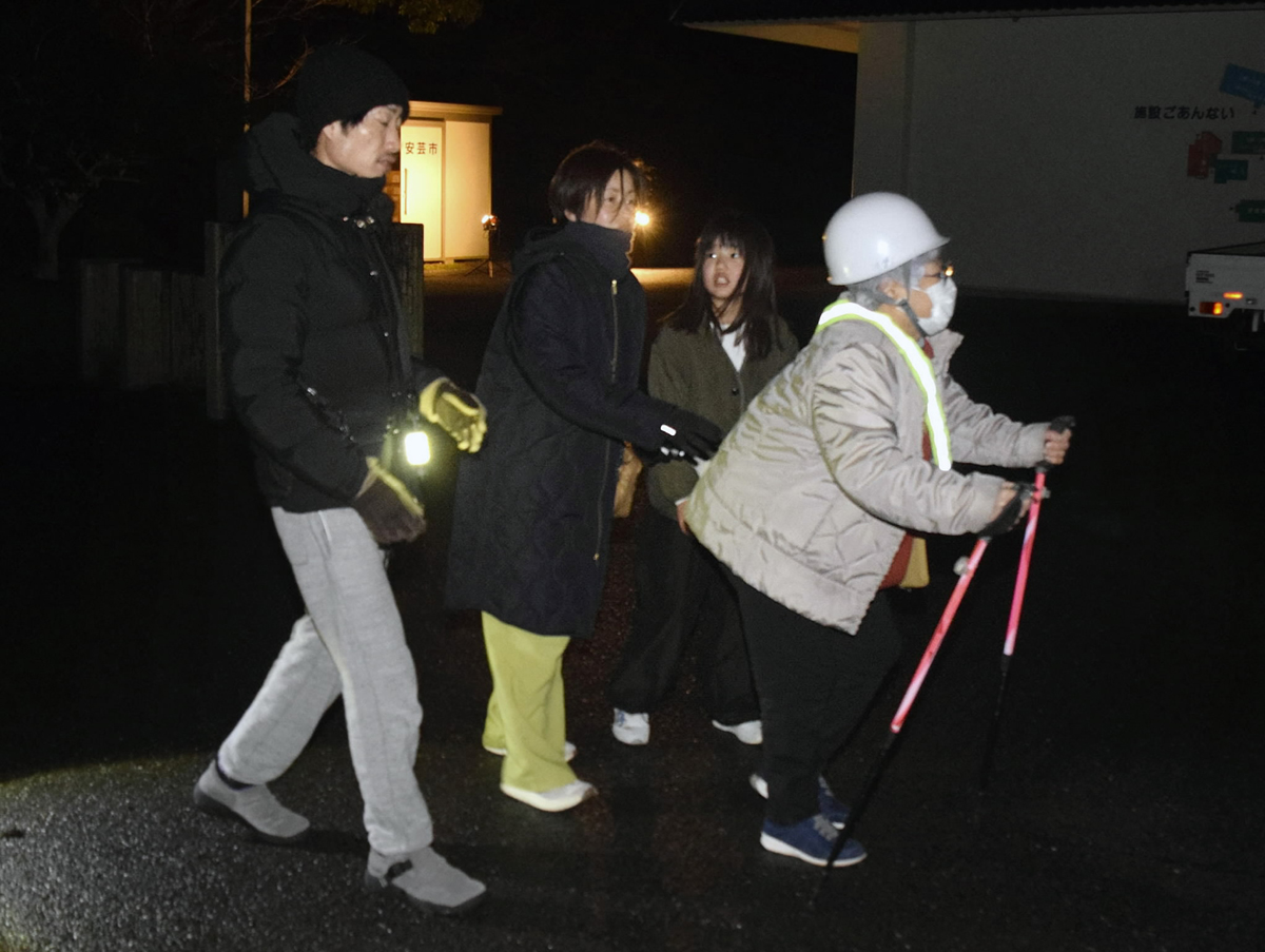 夜間避難訓練に住民141人が参加 安芸市川北地区 | 高知新聞