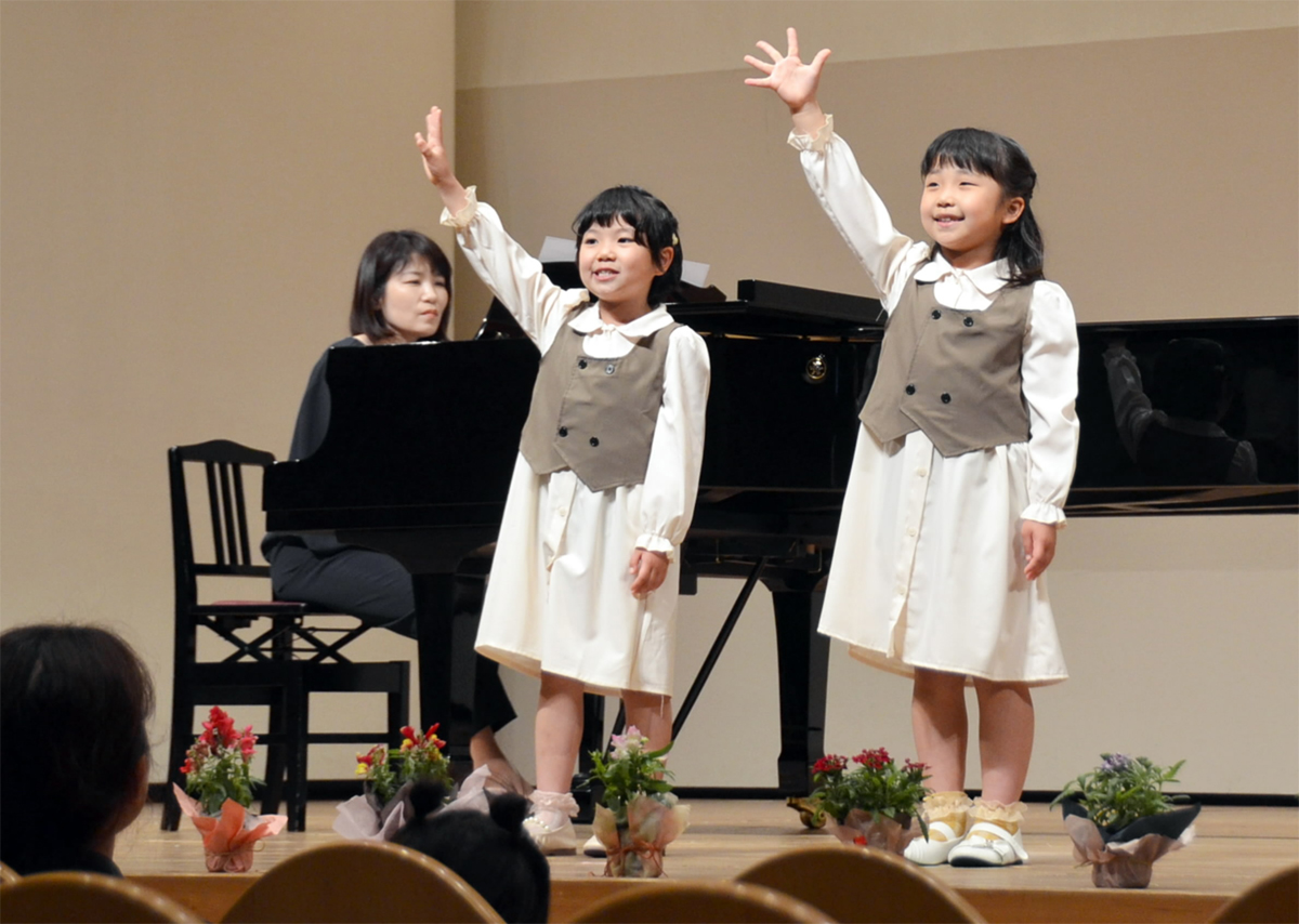 童謡 故郷、夕焼け小焼け…34組が伸び伸び 高知市で初の童謡唱歌コンクール