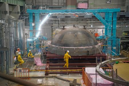 浜岡原発原子炉解体を公開 中部電、廃炉の1、2号機 | 高知新聞