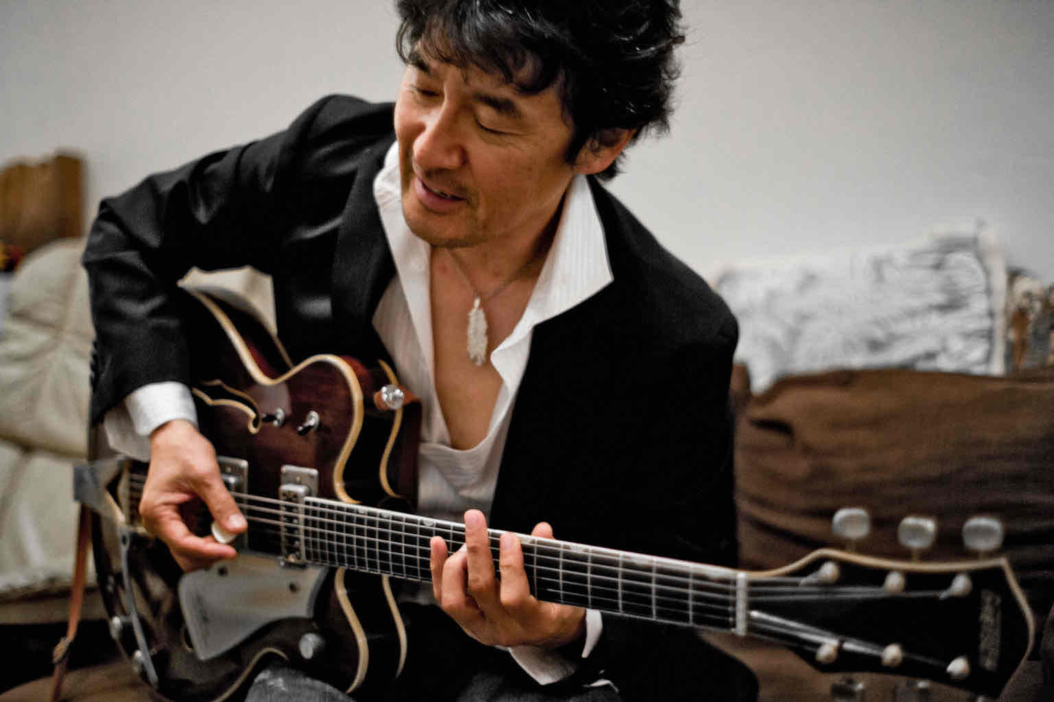 山口洋が5／11にソロライブ 高知市 | 高知新聞