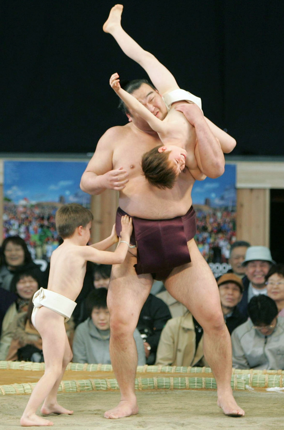 8月に大相撲「万博場所」 世界へ面白さを発信 | 高知新聞