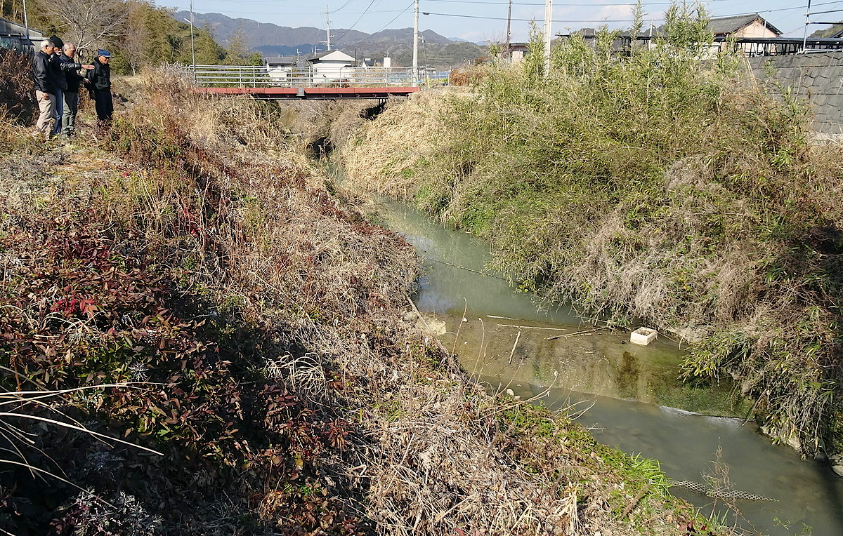 いの町大内地区で放水管が川底から露出 高知県は半世紀近く放置 住民