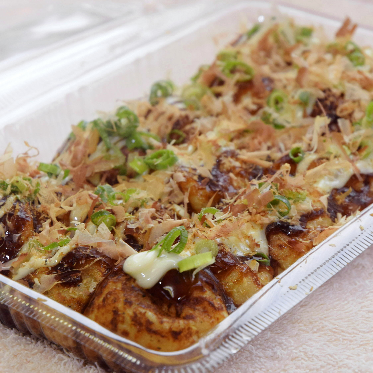 熱々、とろとろ 待ちます！ トコちゃんのたこ焼き―《自慢のイッピン