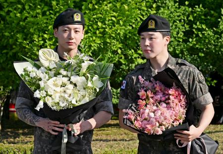 BTSジミンとジョングクが除隊 「完全体」での復帰へ秒読み | 高知新聞