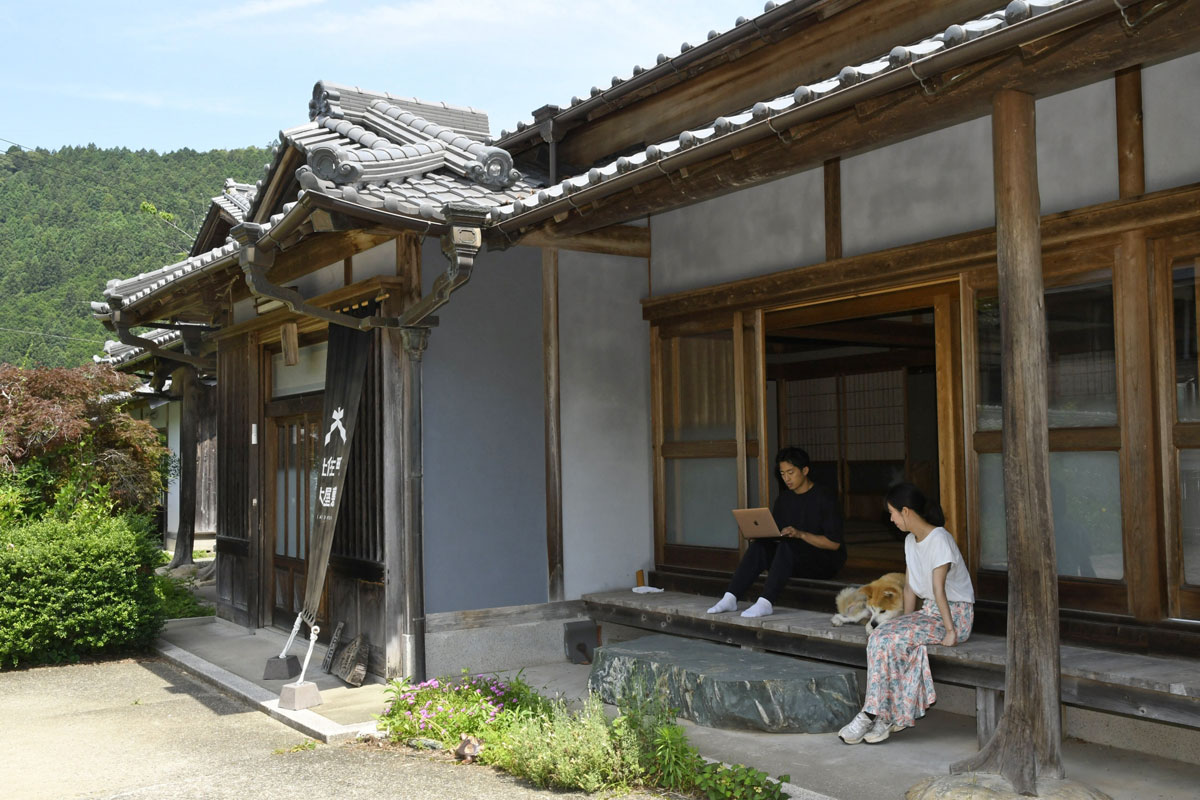 古民家「大屋敷」引っ張りだこ テレワーク、そろばん教室… デジタルと