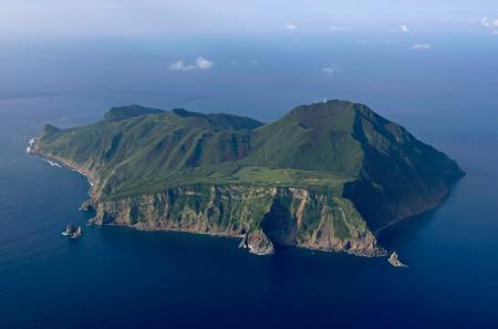 悪石島、5日早朝に震度5強 トカラ列島、地震1300回超 | 高知新聞