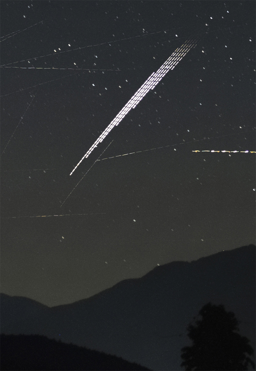 高知の空に異様な光、もしやUFO？ その正体は 写真家・中島健蔵さん