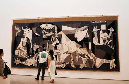 ゲルニカのタペストリー 戦争へ怒り、群馬で展示 | 高知新聞