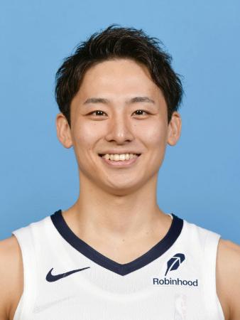 ブルズの河村は背番号「8」 福岡第一高で背負った数字 | 高知新聞