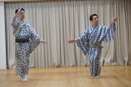 国宝”候補「辞めらんねえな」】門閥外の歌舞伎俳優ら公演 | 高知新聞