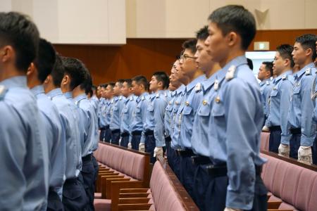 警視庁警察学校で入校式 俳優から転職も | 高知新聞