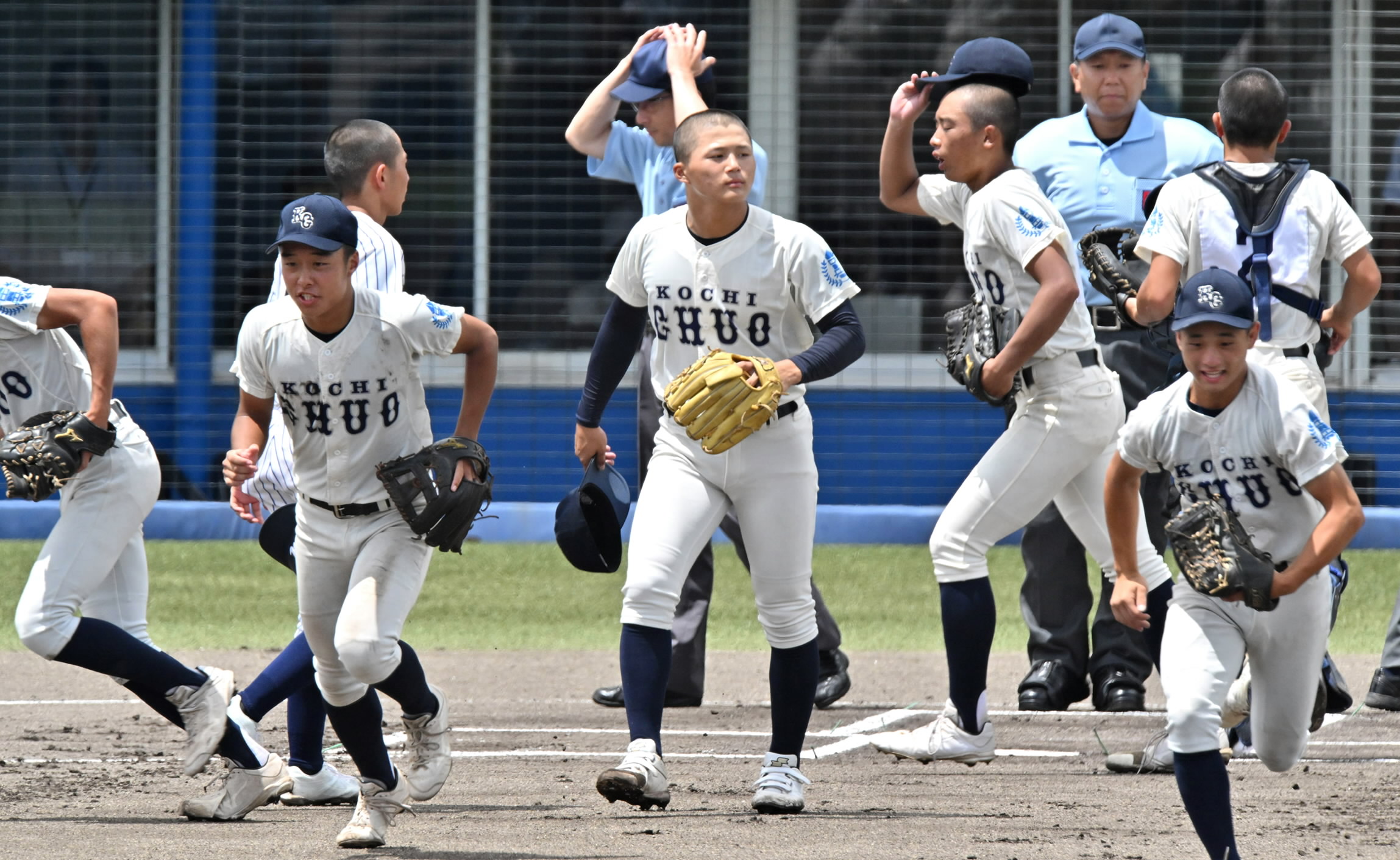 甲子園】高知中央の初戦、午後7時49分始まる 綾羽（滋賀）戦、前の