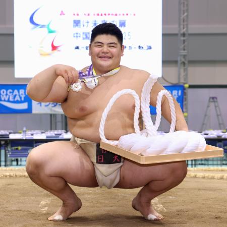 目黒日大の沢田一輝が高校横綱 高校総体、バレー女子は金蘭会 | 高知新聞