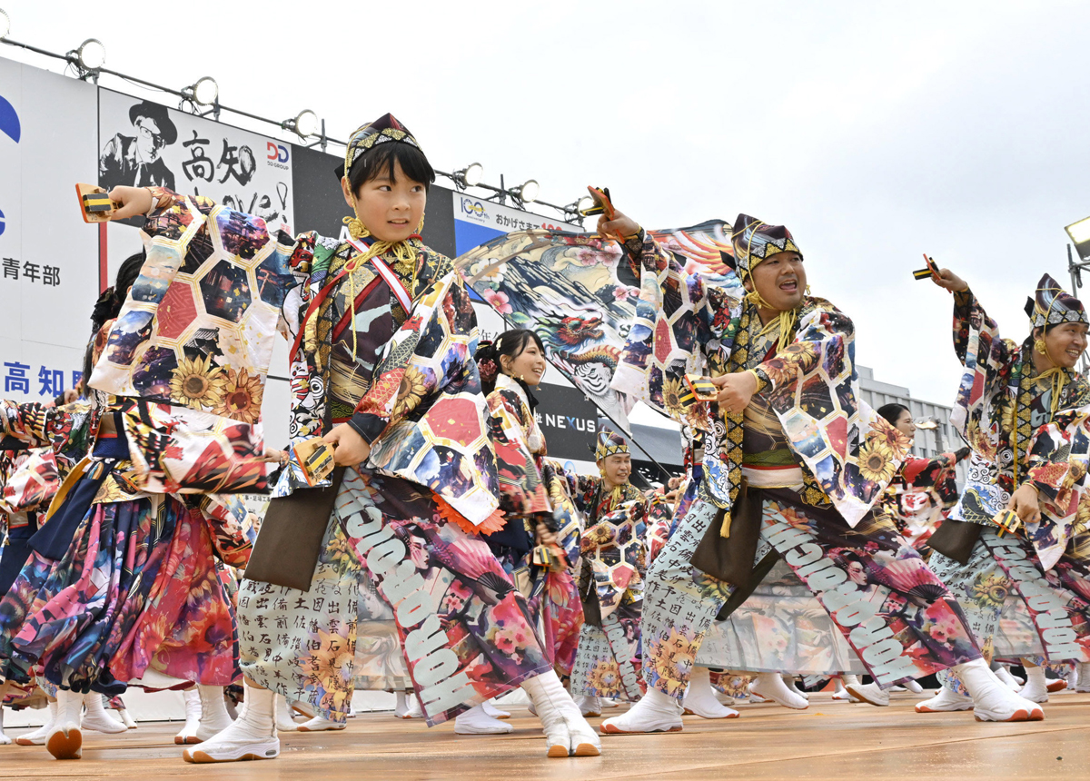 WEB限定】踊り尽くせ！恍惚の夏 よさこい祭り写真特集2日目〈高知