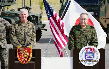 米司令官、脅威や侵略に断固対応 陸自と共同訓練、石垣島で会見 | 高知新聞