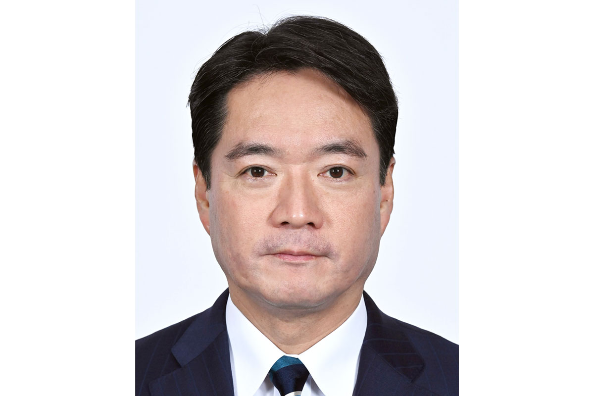 尾崎 自民県連新会長に尾﨑氏 無投票 「政策提言へ組織活性化を」 | 高知新聞