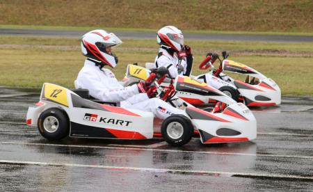 トヨタ、GRカート26年秋発売 30万円台、業界人材増を狙う | 高知新聞