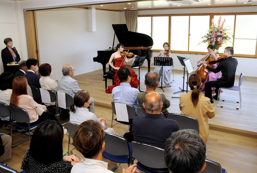 島田工務店が工場の一部を改修した音楽ホール（高知市春野町仁ノ）
