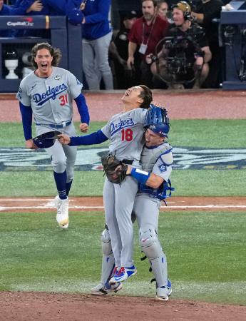 感じたことのない喜び」 MVPの山本由伸 | 高知新聞