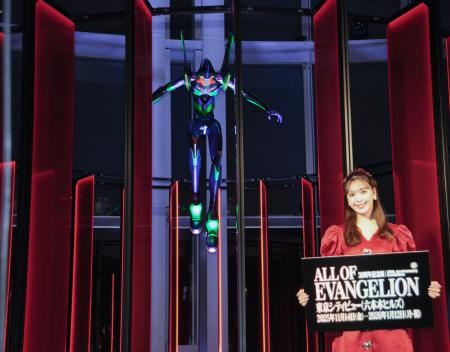 エヴァは「沼に入るようなアニメ」 藤田ニコル「逃げちゃダメだ