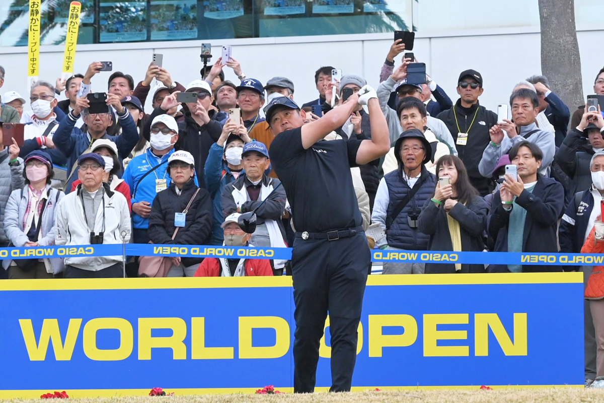 松坂大輔さんの豪快ショットに「おおーっ」 第44回カシオワールド