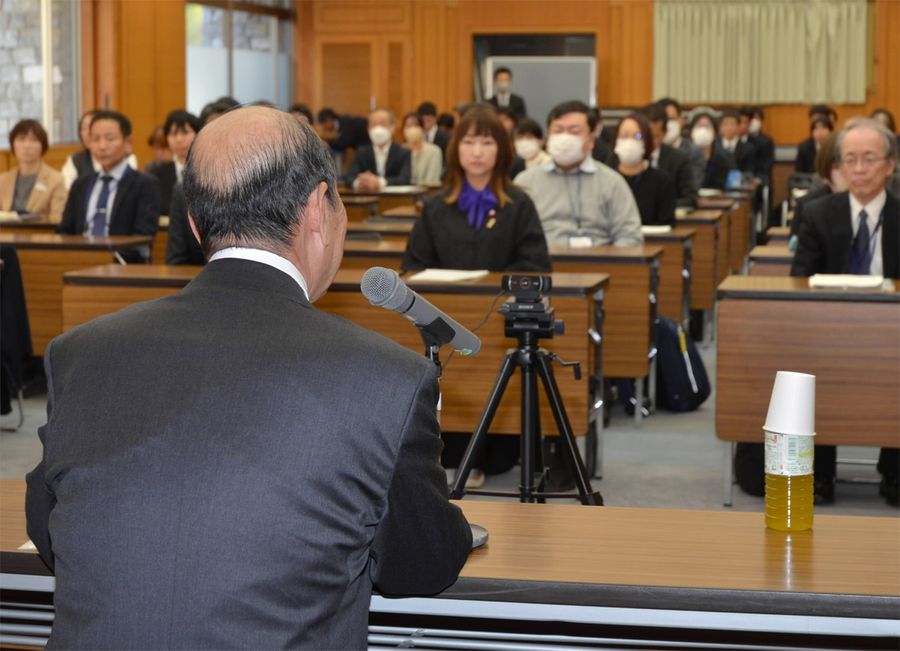 犯罪被害の遺族が体験談を語った講演会（高知市の県警本部）