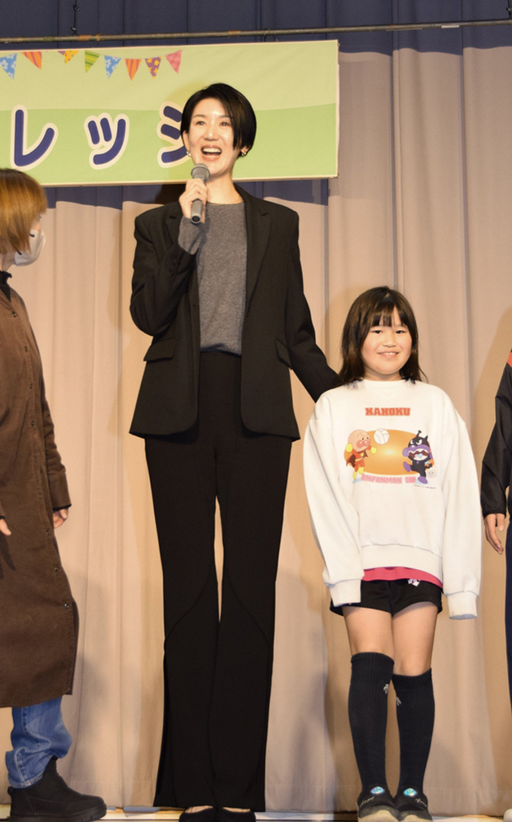 後悔はやってから」女子バレーボール元日本代表の栗原恵さん 中学で