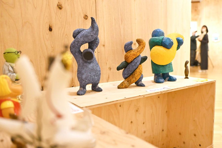 会場にはコレクションも並んでいます。「ヨシタケが普段、どれだけ気が散ってるか」を表しているそう