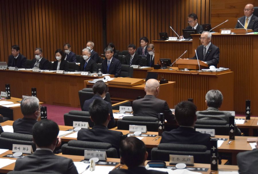 閉会した高知市議会
