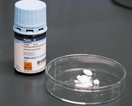 PFAS検査、半数が未実施 専用水道、実態把握できず | 高知新聞