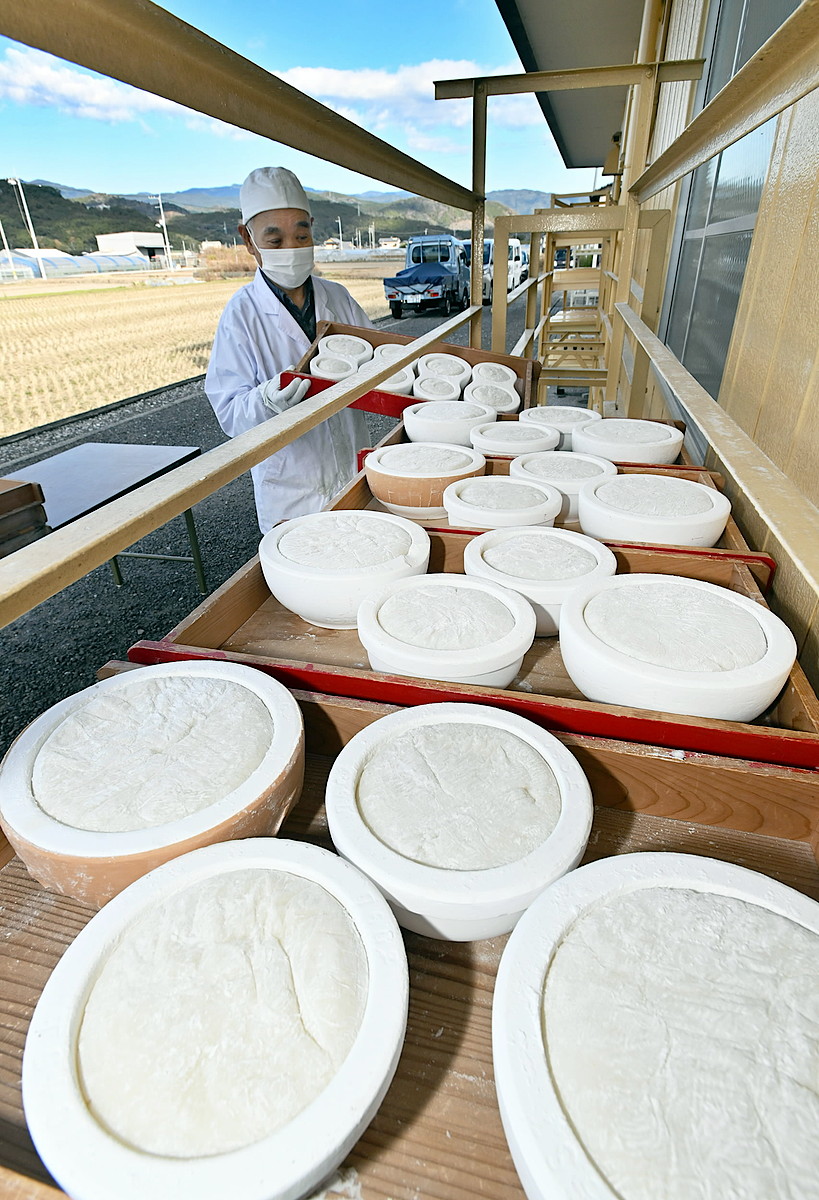 写真増量！【正月用の餅販売】毎年のお楽しみ―ヘビーな年にほいたらね