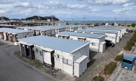 6割超が仮設住宅の退去見通せず 能登半島地震2年、被災者調査 | 高知新聞