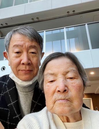 承詔必謹　昭和二十年九月二日　近衛師専司令部　新聞 承詔必謹 / 河辺虎四郎文書研究会【編】 - 紀伊國屋書店ウェブストア
