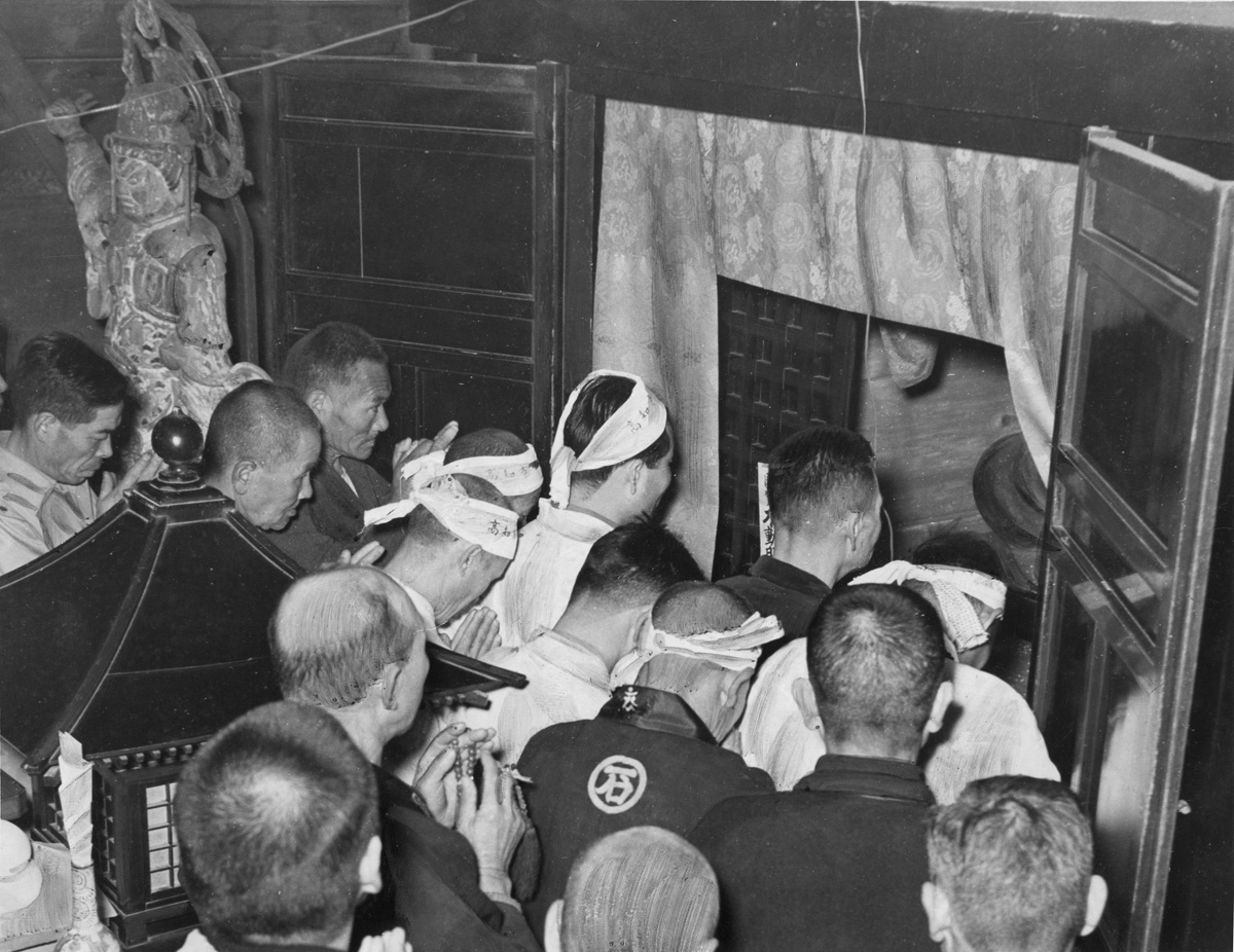 1956年 不動像開帳に善男善女―《あの日あの時》ちいきのおと(254
