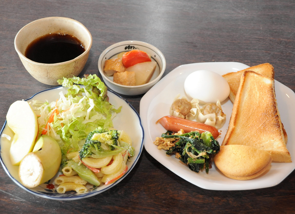 眺望と手料理を満喫 モーニングセット―《自慢のイッピン》ちいきのおと