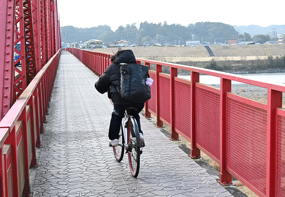 1/30更新】なにげない高知の日常 写真特集「高知百景」 寒空の下を