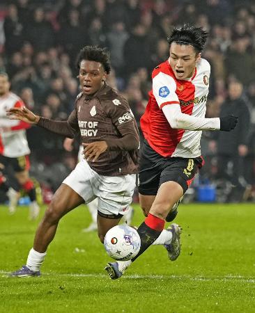 上田綺世は後半途中まで出場 サッカーのオランダ1部 | 高知新聞
