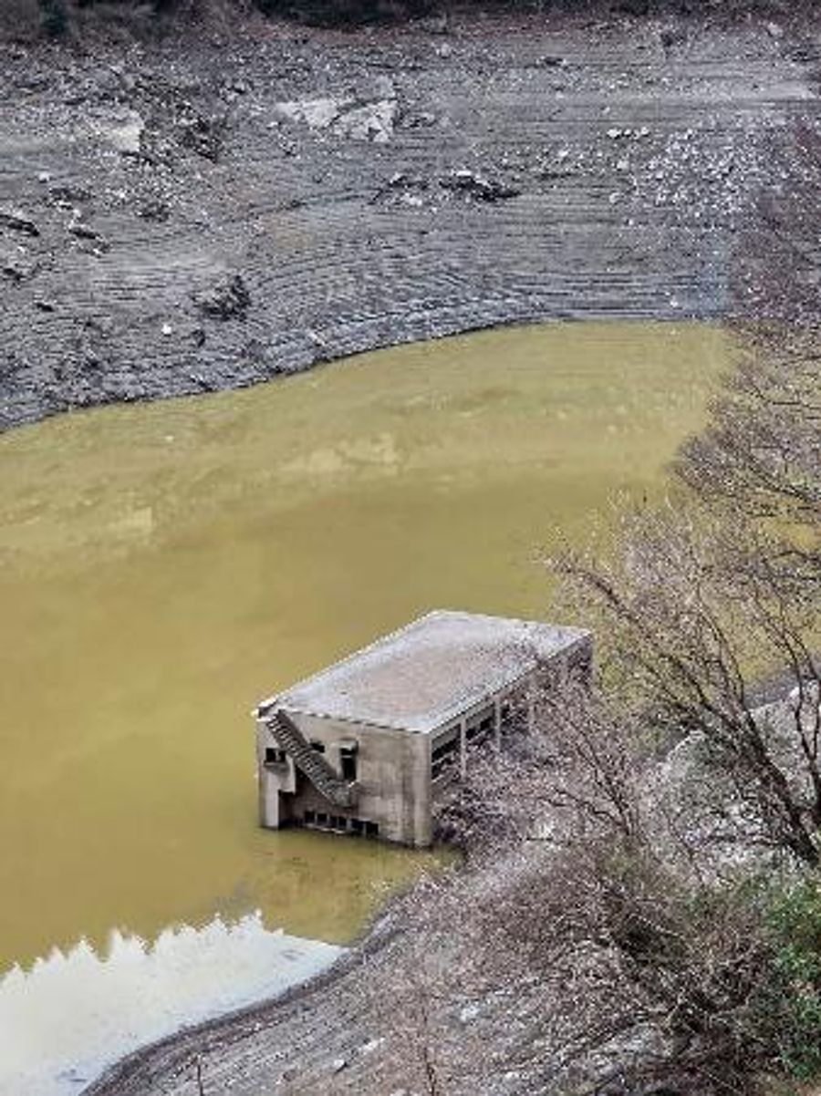 高知 ダム 貯水 率