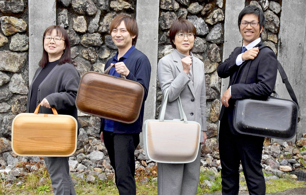 さよなら「モナッカ」3月で生産終了 高知県馬路村の間伐材バッグ 銘品 