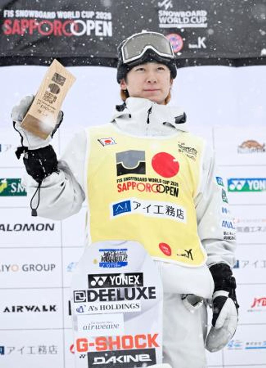 スノボ決勝中止、戸塚と小野優勝 W杯札幌大会のハーフパイプ | 高知新聞