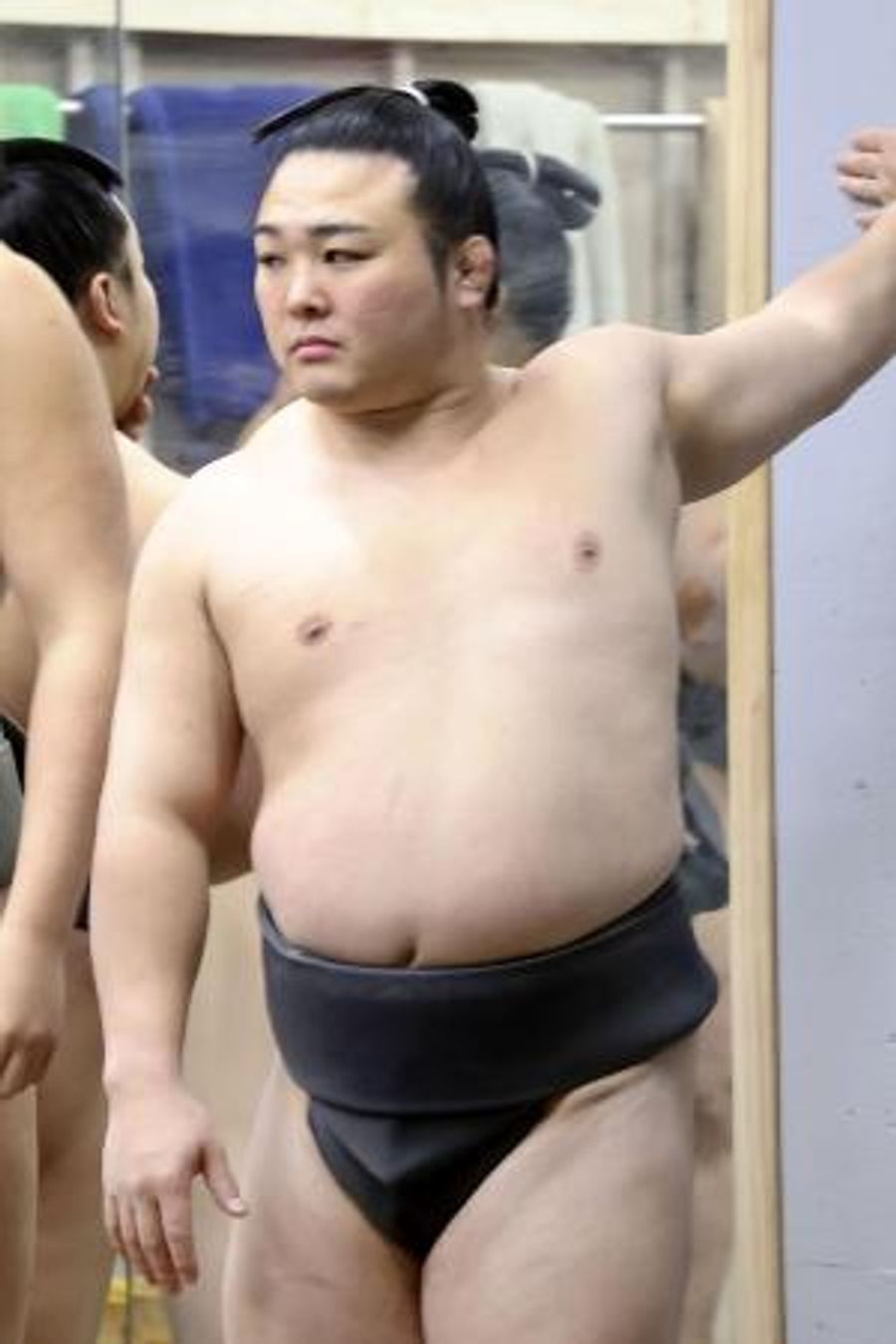 炎 鵬 怪我
